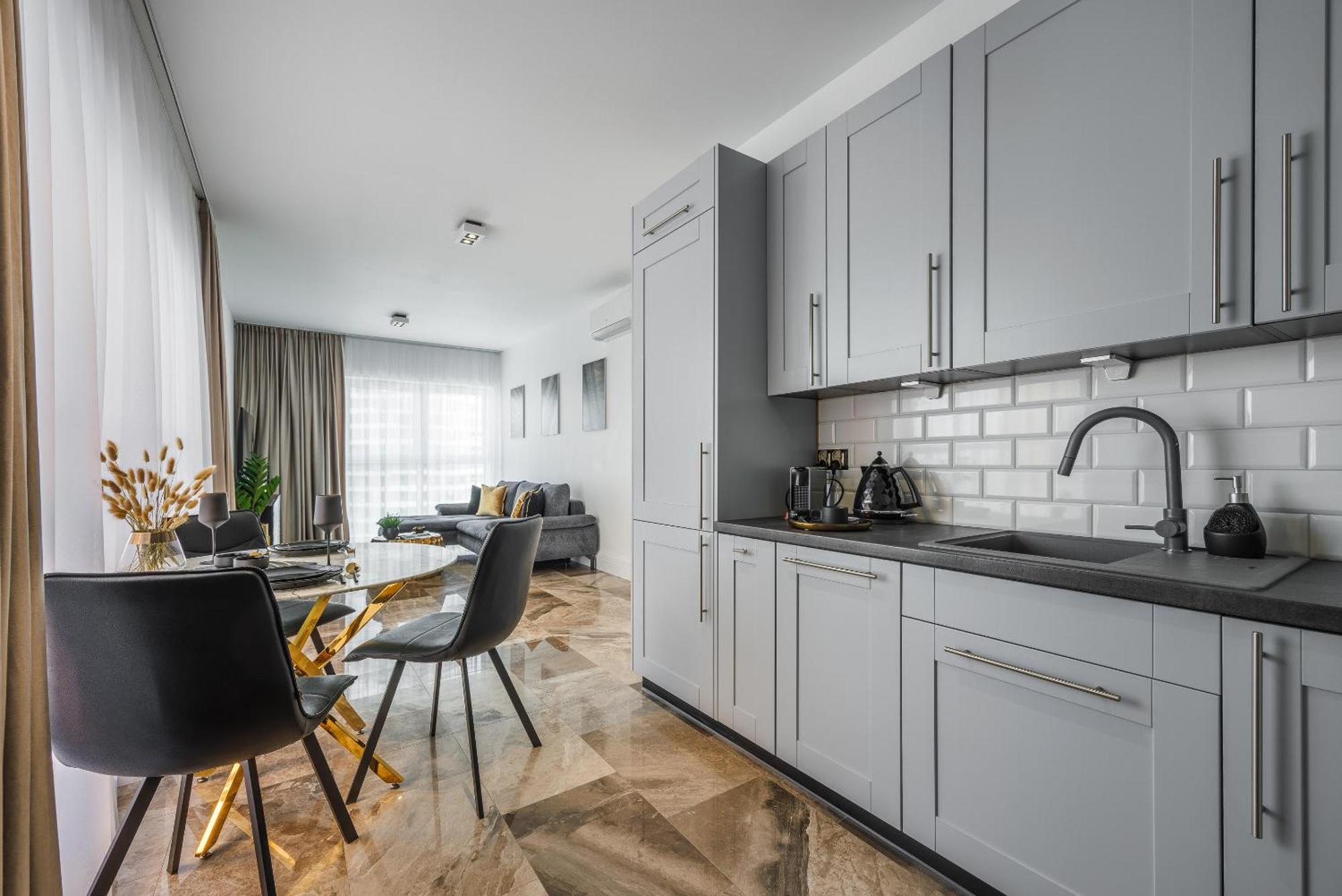 Emihouse Riverside Premium Apartments & Free Parking 热舒夫 外观 照片